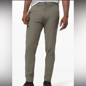 Lululemon commission pant slim warpstreme in grey sage color‎ buttoned pockets